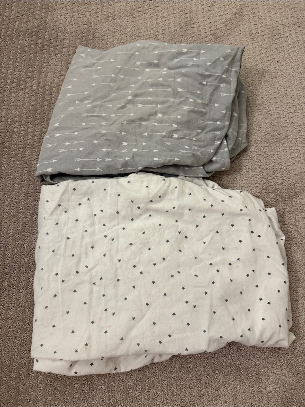 Gray Arrow & White Star Fitted Crib Sheets